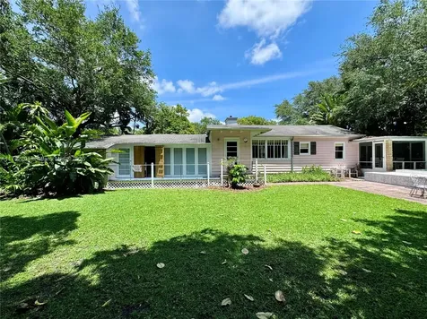 194 NW 91st Street El Portal FL 33150