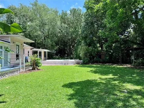 194 NW 91st Street El Portal FL 33150