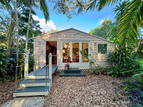 194 NW 91st Street El Portal FL 33150