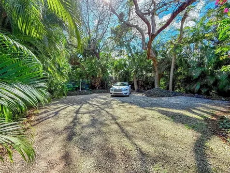 194 NW 91st Street El Portal FL 33150