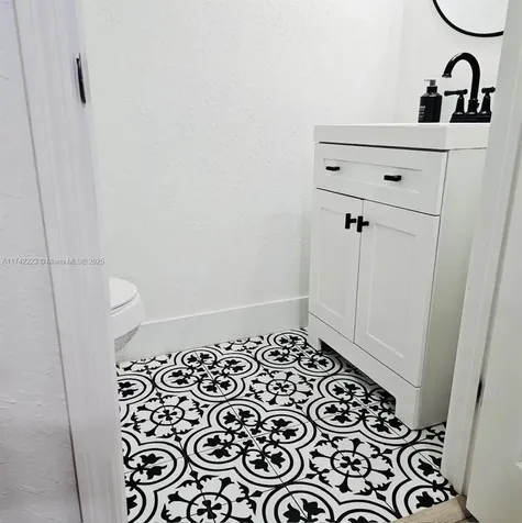 8049 Sanibel Drive Tamarac FL 33321