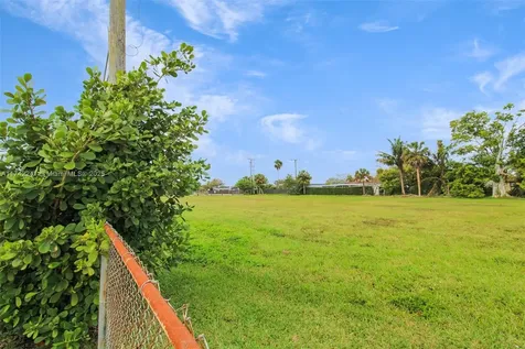 10351 SW 37th Street Miami FL 33165