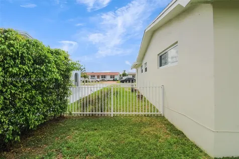 10351 SW 37th Street Miami FL 33165