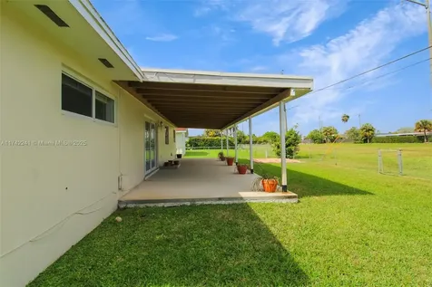 10351 SW 37th Street Miami FL 33165