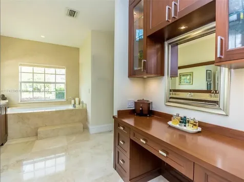 4212 SW 107th Way Davie FL 33328