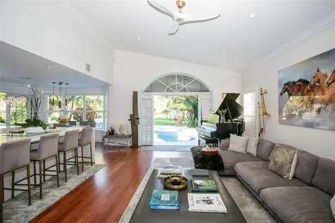 4212 SW 107th Way Davie FL 33328