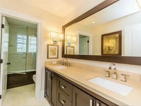4212 SW 107th Way Davie FL 33328