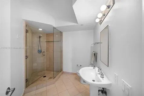 6365 Collins Avenue Miami Beach FL 33141