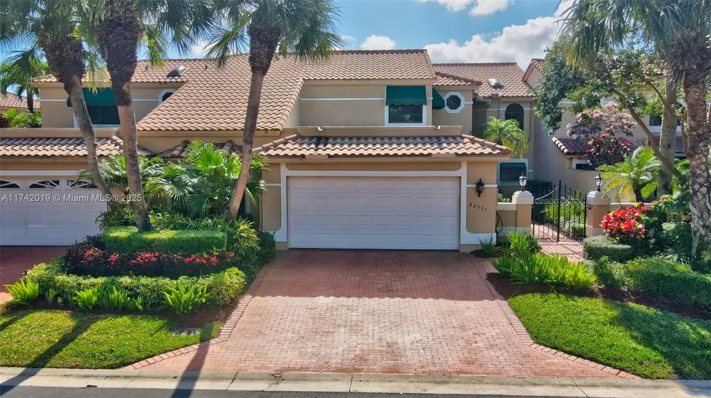 22571 Caravelle Circle Boca Raton FL 33433