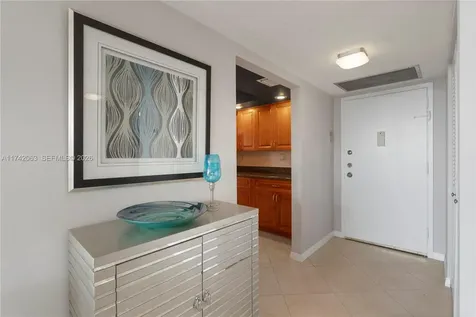 800 Parkview Drive Hallandale Beach FL 33009