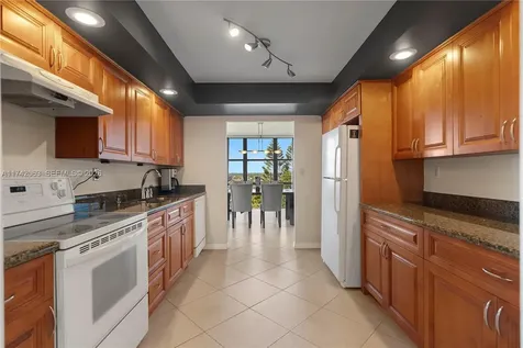 800 Parkview Drive Hallandale Beach FL 33009