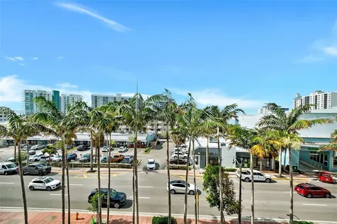 6799 Collins Avenue Miami Beach FL 33141
