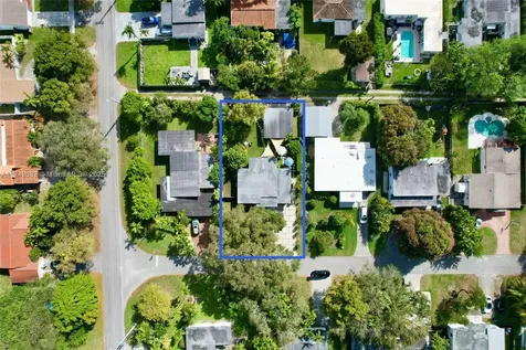 510 Raven Avenue Miami Springs FL 33166