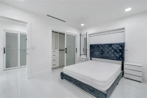 2700 NE 135th Street North Miami FL 33181