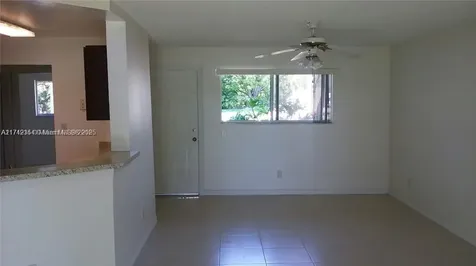 3441 NW 44th Street Oakland Park FL 33309