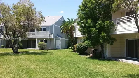 3441 NW 44th Street Oakland Park FL 33309