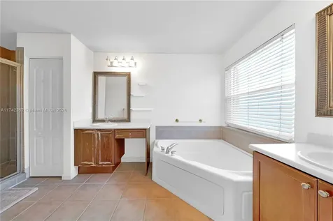 207 Berenger Walk Royal Palm Beach FL 33414