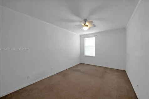 207 Berenger Walk Royal Palm Beach FL 33414