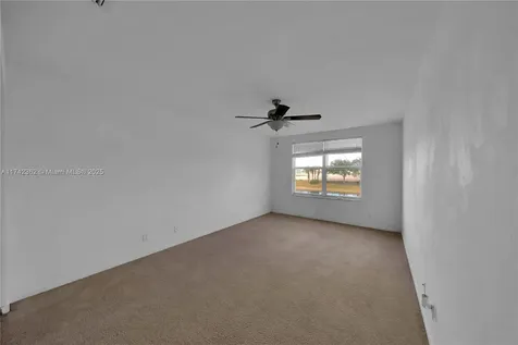 207 Berenger Walk Royal Palm Beach FL 33414