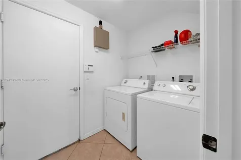 207 Berenger Walk Royal Palm Beach FL 33414