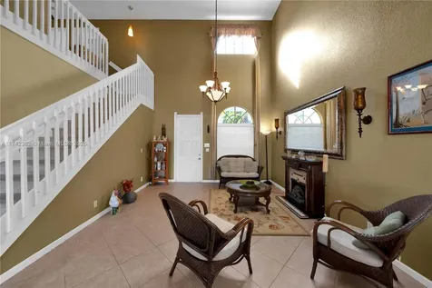 207 Berenger Walk Royal Palm Beach FL 33414