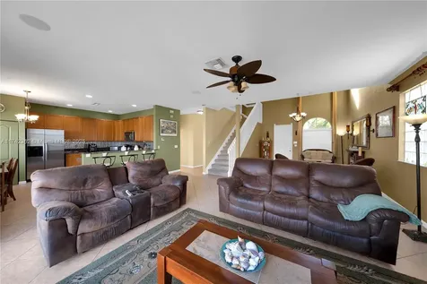 207 Berenger Walk Royal Palm Beach FL 33414