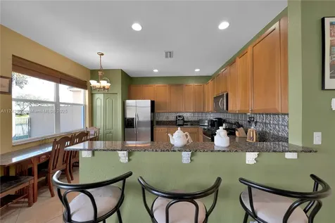 207 Berenger Walk Royal Palm Beach FL 33414