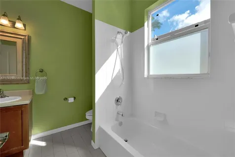 207 Berenger Walk Royal Palm Beach FL 33414