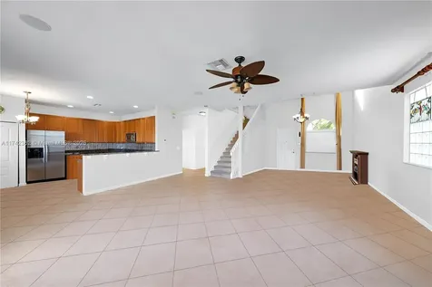 207 Berenger Walk Royal Palm Beach FL 33414