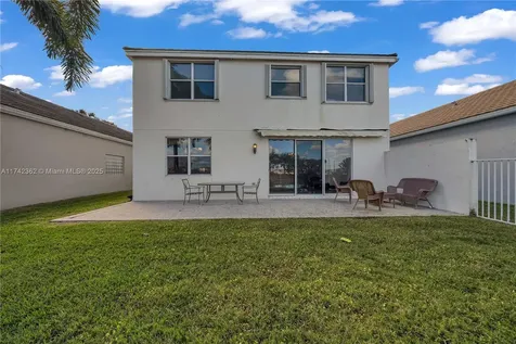 207 Berenger Walk Royal Palm Beach FL 33414
