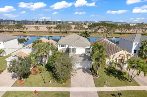 207 Berenger Walk Royal Palm Beach FL 33414