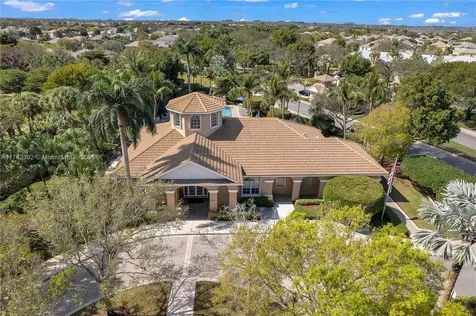 207 Berenger Walk Royal Palm Beach FL 33414