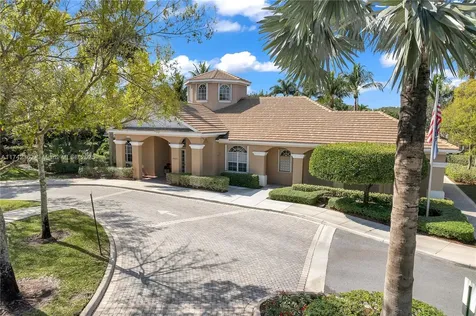 207 Berenger Walk Royal Palm Beach FL 33414