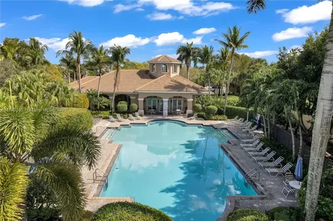 207 Berenger Walk Royal Palm Beach FL 33414