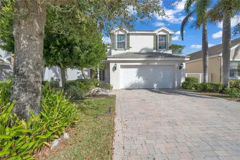 207 Berenger Walk Royal Palm Beach FL 33414