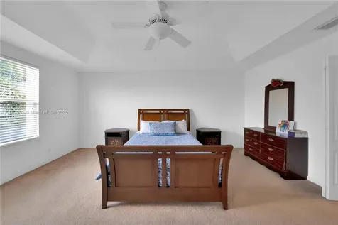 207 Berenger Walk Royal Palm Beach FL 33414