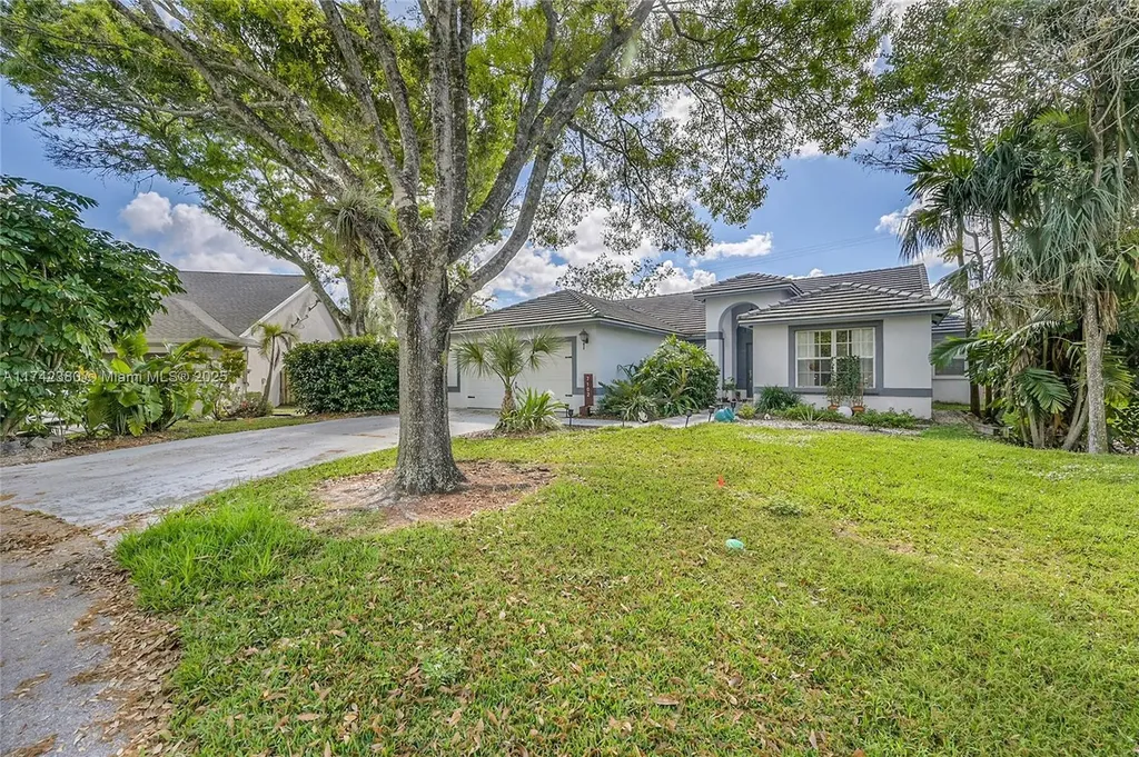 7102 NW 45th Avenue Coconut Creek FL 33073