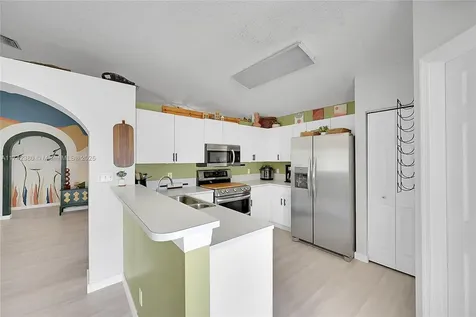 7102 NW 45th Avenue Coconut Creek FL 33073