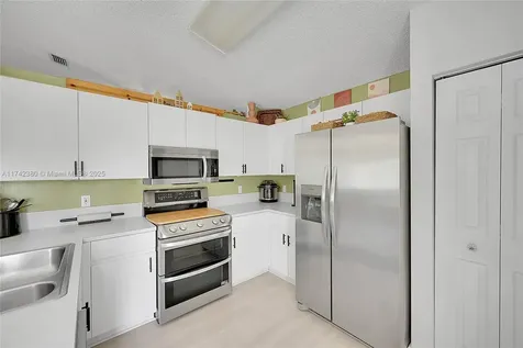 7102 NW 45th Avenue Coconut Creek FL 33073