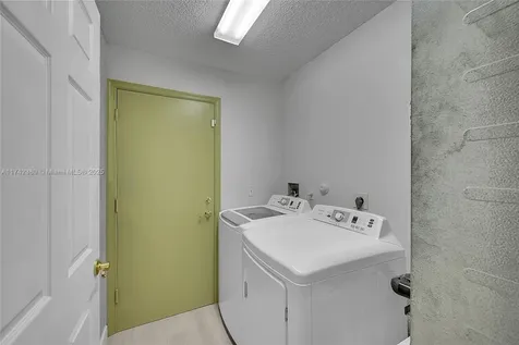 7102 NW 45th Avenue Coconut Creek FL 33073