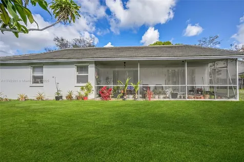 7102 NW 45th Avenue Coconut Creek FL 33073