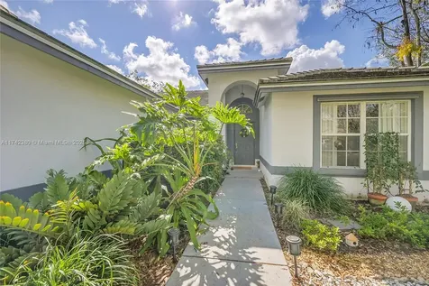 7102 NW 45th Avenue Coconut Creek FL 33073
