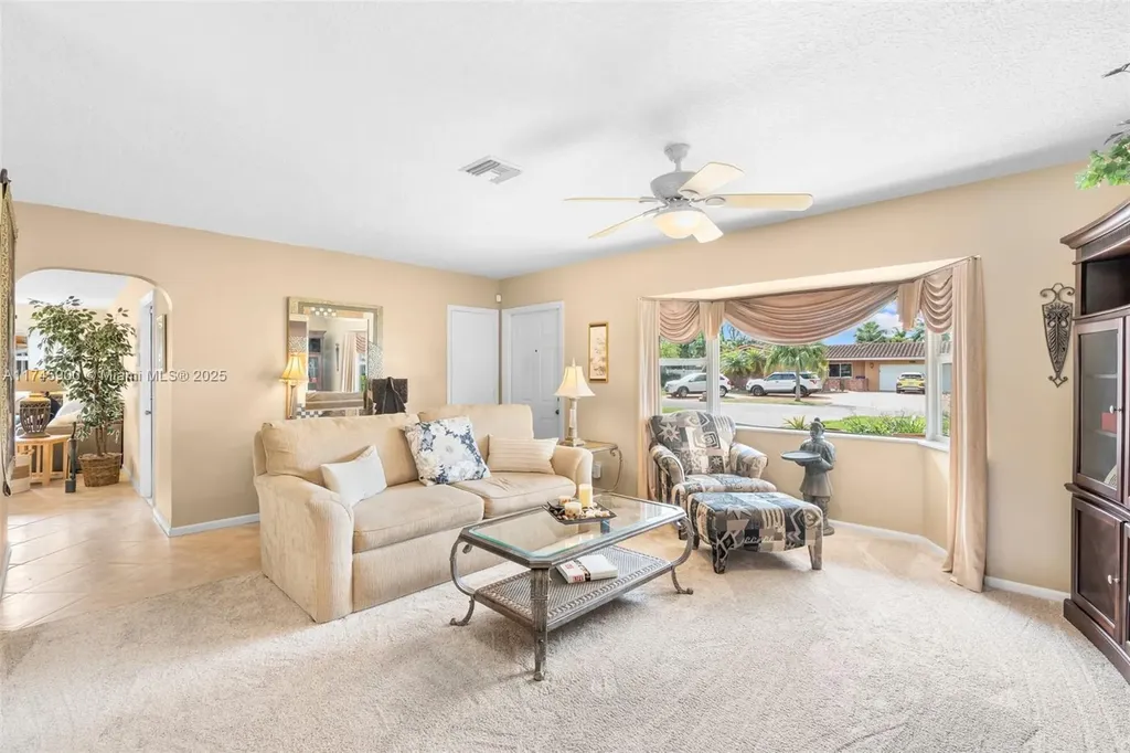 10355 NW 39th Manor Coral Springs FL 33065