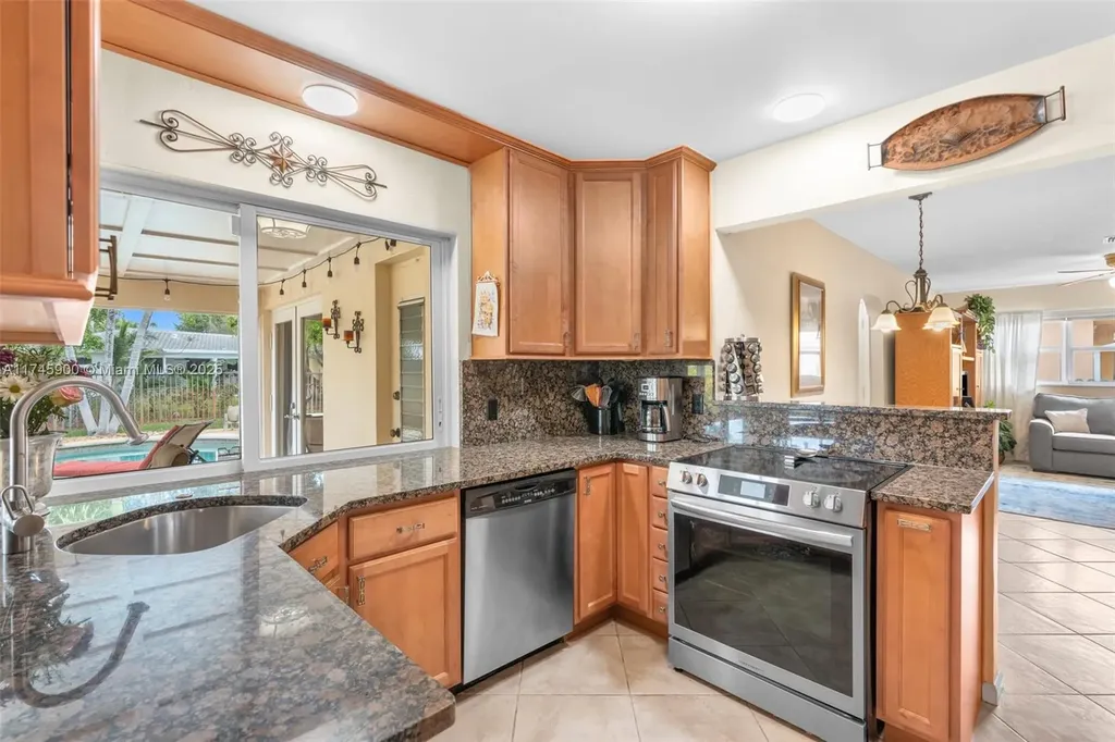 10355 NW 39th Manor Coral Springs FL 33065