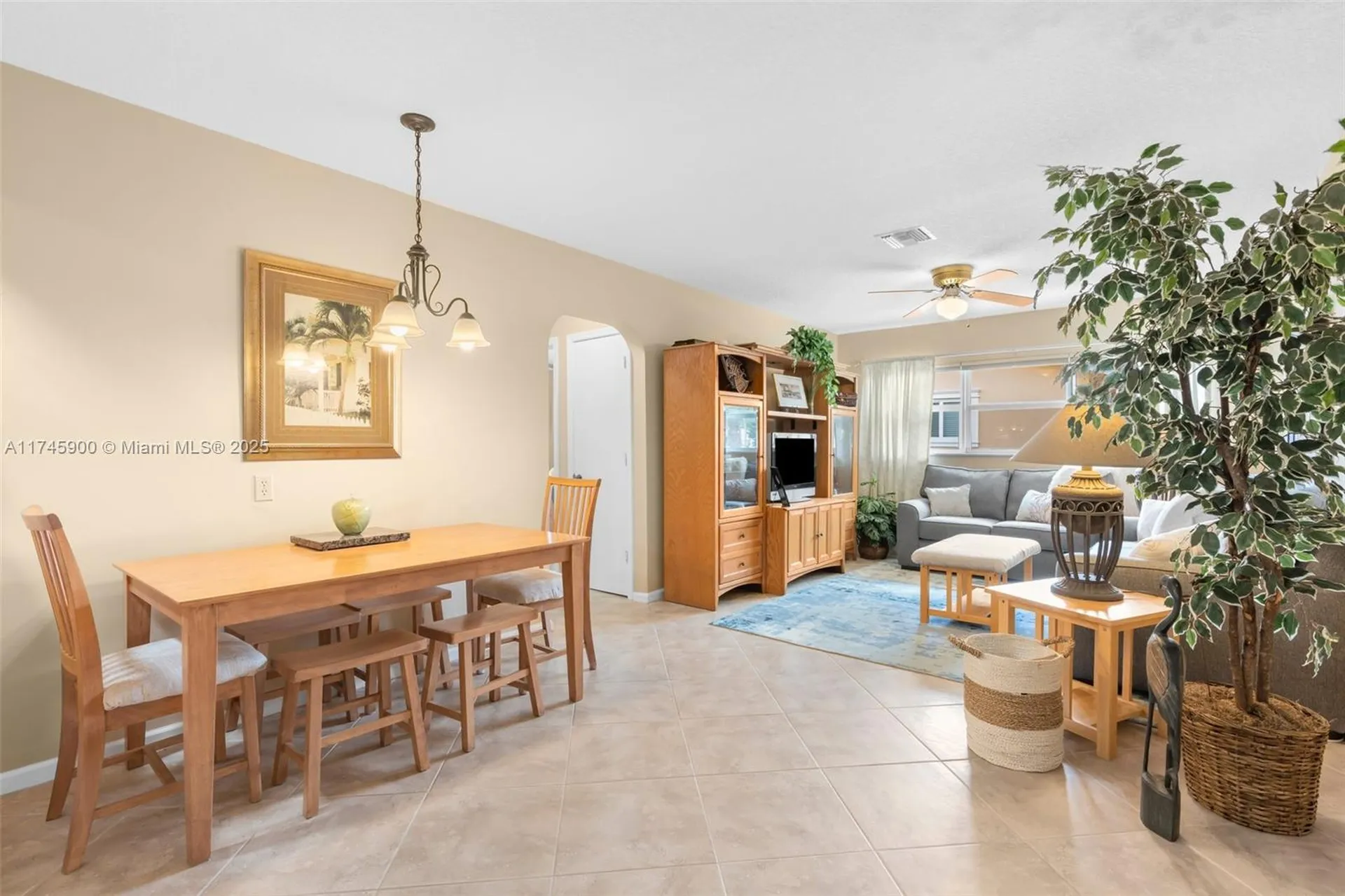 10355 NW 39th Manor Coral Springs FL 33065