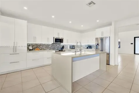 11890 SW 253rd Terrace Homestead FL 33032