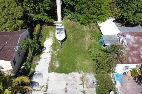 321 NW 37th Street Miami FL 33127