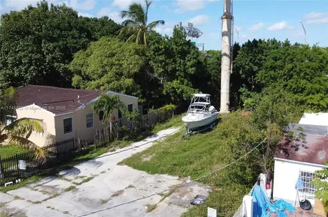 321 NW 37th Street Miami FL 33127