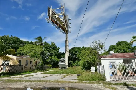 321 NW 37th Street Miami FL 33127