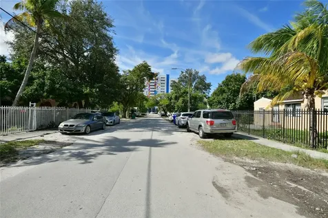 321 NW 37th Street Miami FL 33127